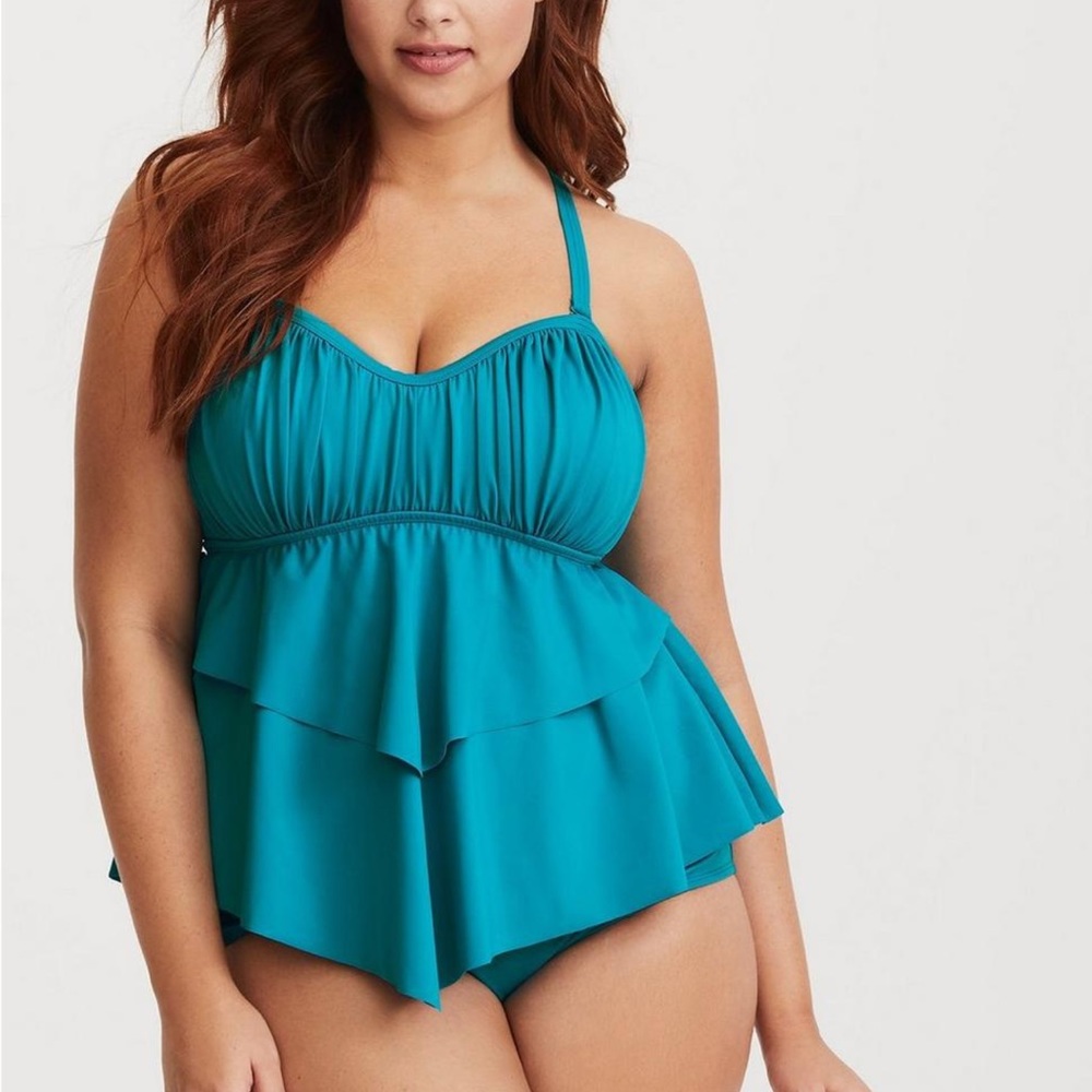 Torrid size 5 swim tankini top